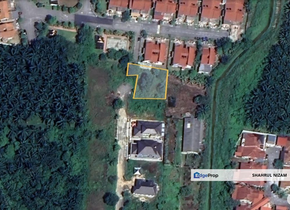 [100 METER DARI SURAU] Corner Banglo Lot Luas di Kota Warisan Sepang , Selangor, Sepang