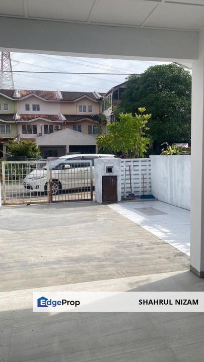 [PARTIAL FURNISHED] 2.5 STOREY TERRACE HOUSE @ SEKSYEN 4 TAMBAHAN, Selangor, Bangi