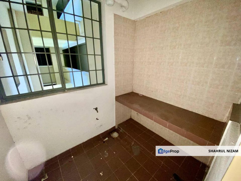 [STRATA TITLE READY] Kampung Pulau Meranti, Puchong, Desaria Villa Condominium, Selangor, Puchong South