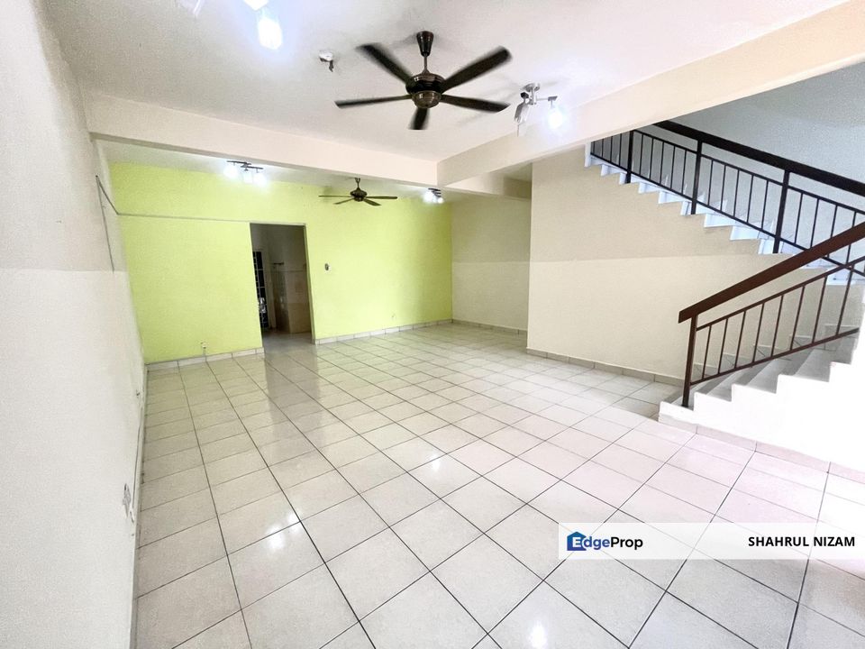 [PARTLY FURNISHED] Seksyen 3 Bandar Baru Bangi, Teres 2 Tingkat, Selangor, Bangi