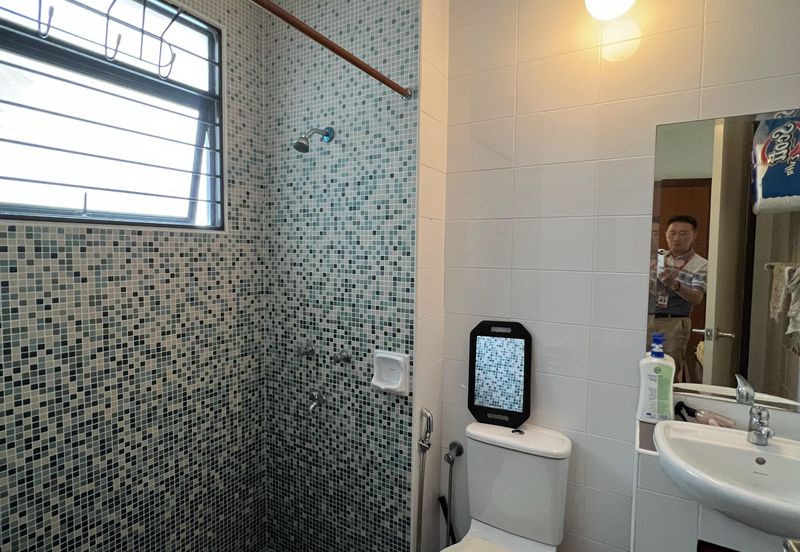 2.5 Storey Renovated Super Link for Sale