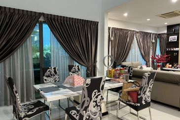 3 Storey Renovated Bungalow for Sale