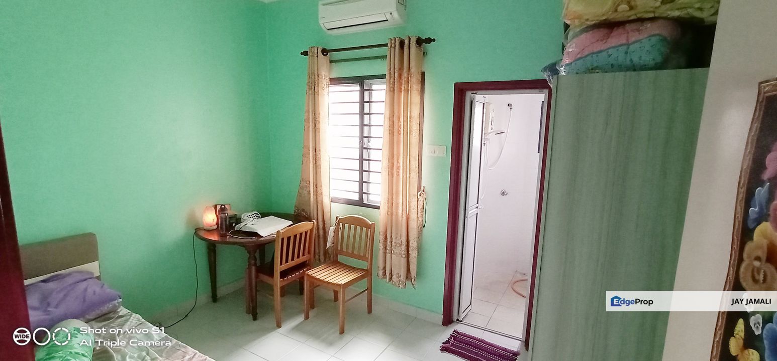 NEARBY LAKE and AMENITIES UNIT IN PUCHONG, Selangor, Puchong