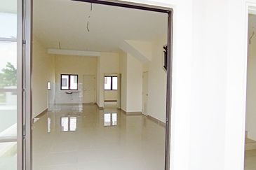 Monet Lily @ Sunsuria City