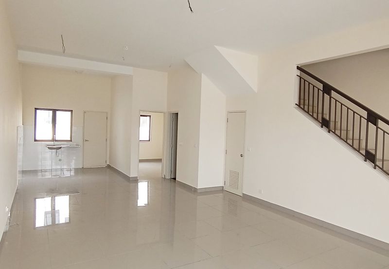 Monet Lily @ Sunsuria City