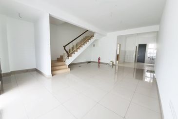 [NEW HOUSE][BIG UNIT] Amani Bandar Serenia