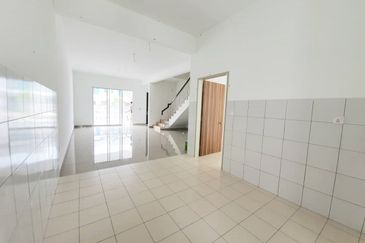 [NEW HOUSE][BIG UNIT] Amani Bandar Serenia