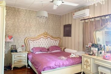 [CORNER UNIT][EXTRA LAND]Taman Tasik Prima Puchong