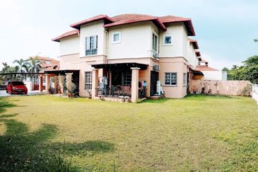 [CORNER UNIT][EXTRA LAND]Taman Tasik Prima Puchong