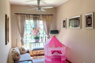 [CORNER UNIT][EXTRA LAND]Taman Tasik Prima Puchong