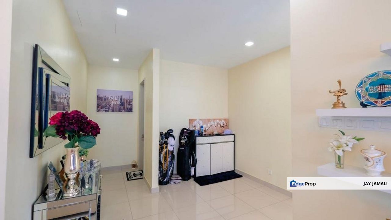 FOR SALE: SEMI D DOUBLE STOREY FULLY FURNISHED, Kuala Lumpur, Bukit Jalil