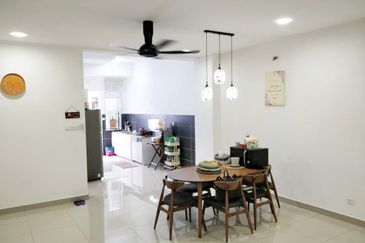 [BELOW MV][BIG HOUSE] Ceria Residence Landed