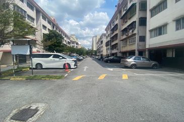 Taman Kinrara Seksyen 2