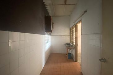 Taman Kinrara Seksyen 2