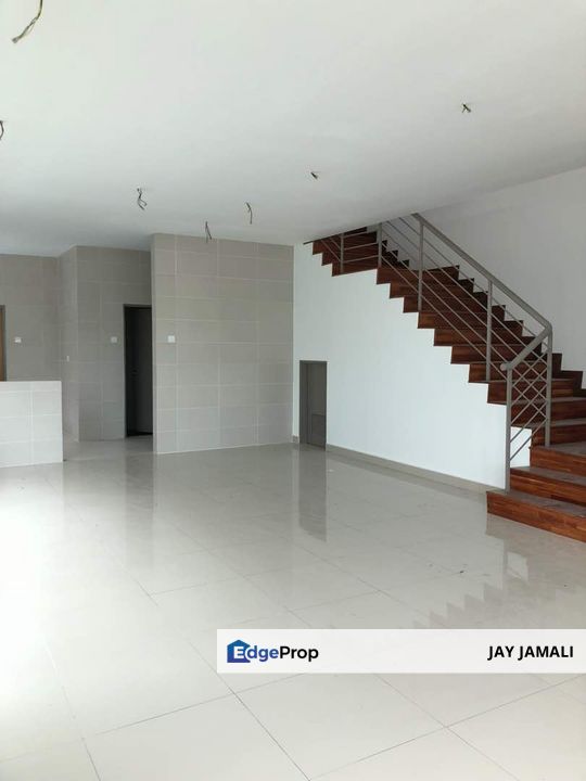 [SEMI-D][BIG UNIT] 2 Storey Kemuning Greenhills, Selangor, Shah Alam