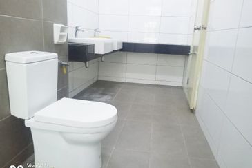 [PRIVACY][BIG BUILT UP] Double Storey Terrace