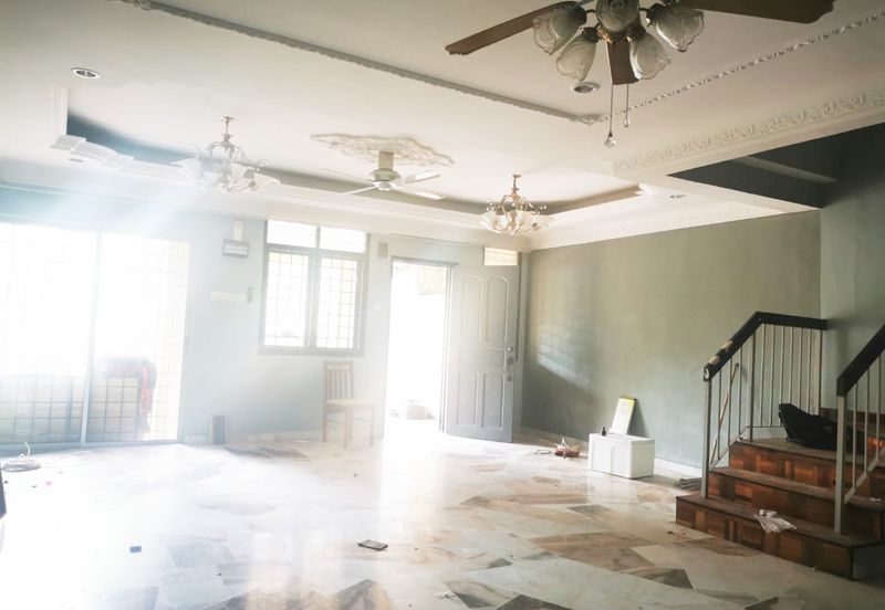 Jalan Saujana Puchong 6/8