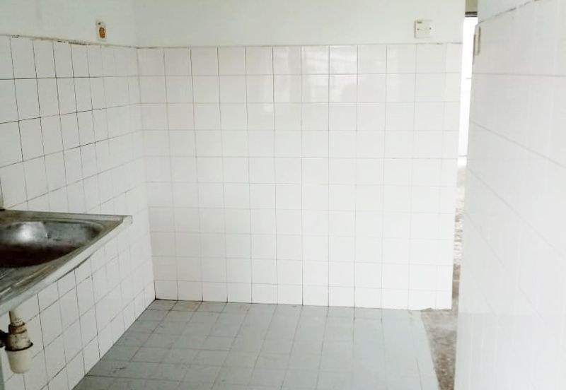 Wawasan Low Cost Flat