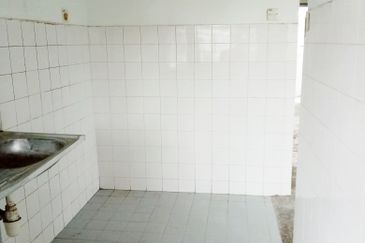 Wawasan Low Cost Flat