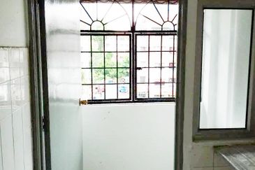 Wawasan Low Cost Flat