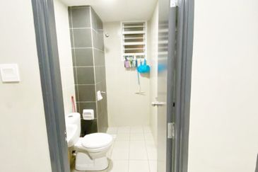 Puncak Hijauan (Hijauan Heights)