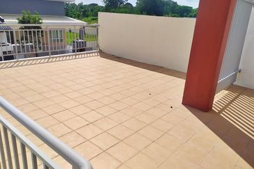 [FREEHOLD] TERES 2 TINGKAT TAMAN WARISAN VILLA