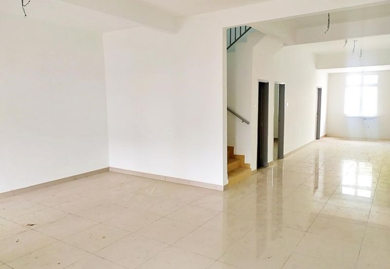 [FREEHOLD] TERES 2 TINGKAT TAMAN WARISAN VILLA