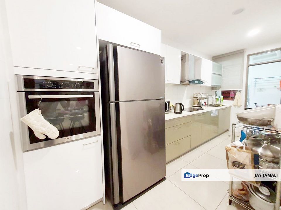 [FACING POOL][FULLY FURNISHED] HIJAUAN SAUJANA, Selangor, Glenmarie