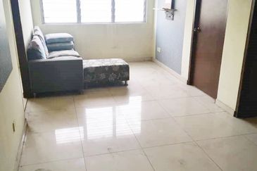 MURAH dan BERBALOI RUMAH PANGSA IMPIAN SP 7 BSP