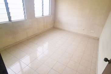 MURAH dan BERBALOI RUMAH PANGSA IMPIAN SP 7 BSP