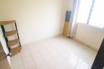 MURAH dan BERBALOI RUMAH PANGSA IMPIAN SP 7 BSP