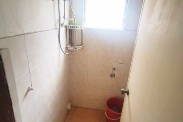 MURAH dan BERBALOI RUMAH PANGSA IMPIAN SP 7 BSP