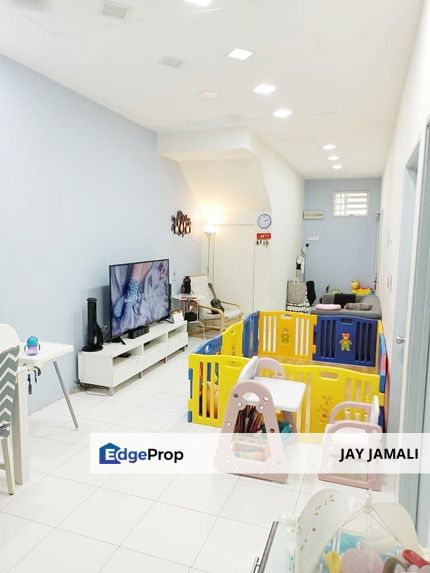 LOWER UNIT Townhouse Pearl Villa, BSP FOR SALE, Selangor, Jenjarom