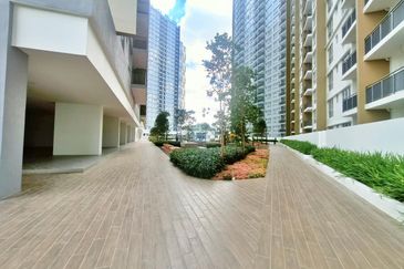 [NEW UNIT[KL VIEWS] CONDO JALAN SEMARAK KL