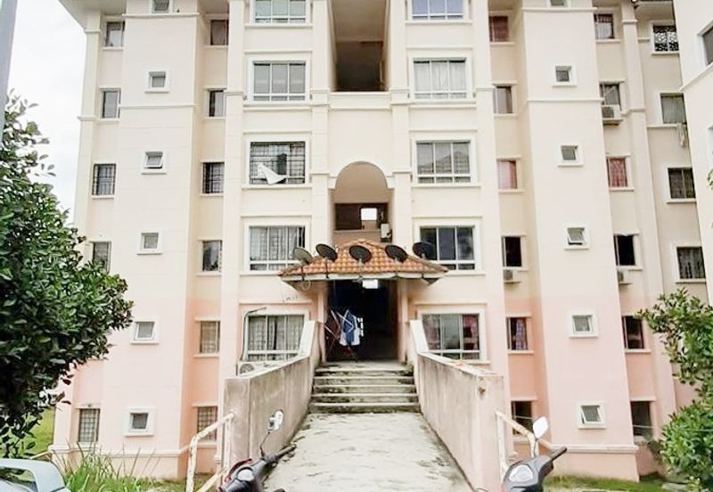 Residensi Warnasari 1