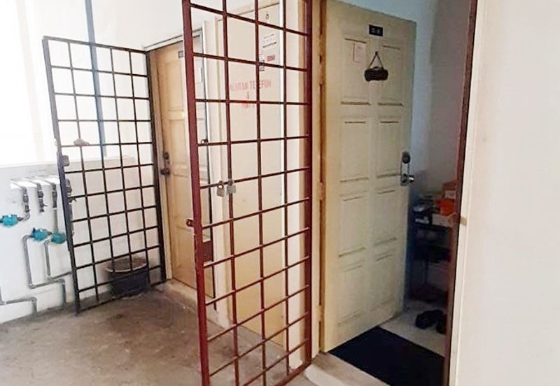 Residensi Warnasari 1