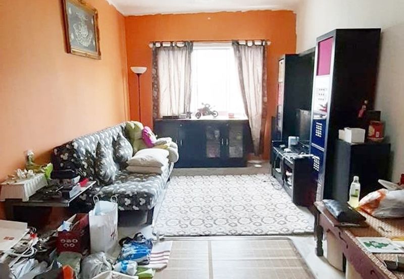 Residensi Warnasari 1