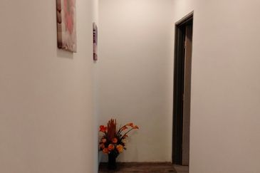 DOUBLE STOREY SHOP LOT CYBERJAYA FOR SALE