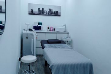 DOUBLE STOREY SHOP LOT CYBERJAYA FOR SALE