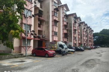 Bandar Pinggiran Subang