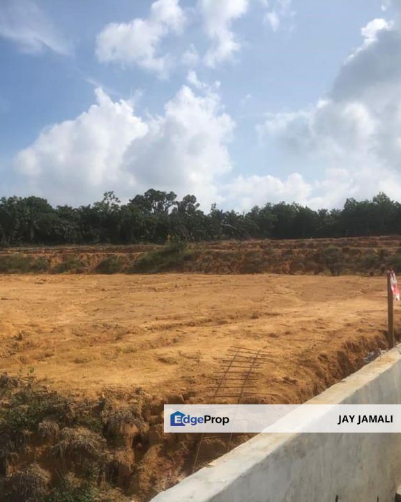 Tanah Lot Banglo Salak Tinggi Sepang, Selangor, Sepang