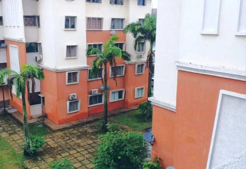 Pangsapuri Putra Damai