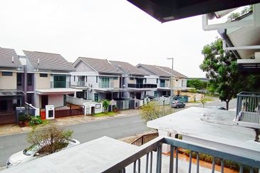 Periwinkle @ Bandar Rimbayu