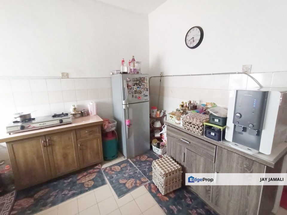 END LOT| 2 STOREY LEP 4 LESTARI PUTRA, Selangor, Seri Kembangan