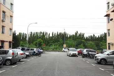 Pangsapuri Orkid, Puchong