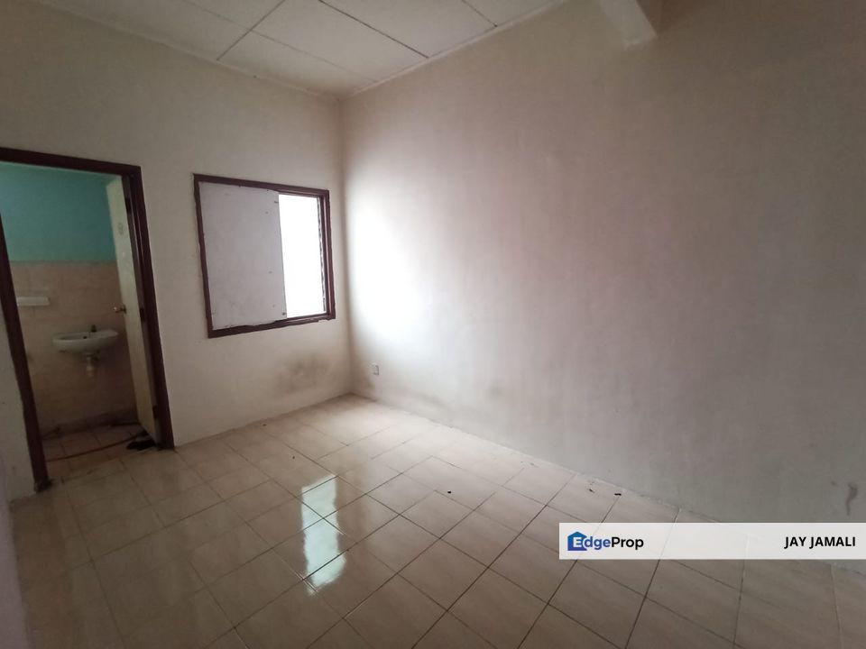 NON BUMI|2 STOREY BANDAR SAUJANA PUTRA SP 7, Selangor, Bandar Saujana Putra