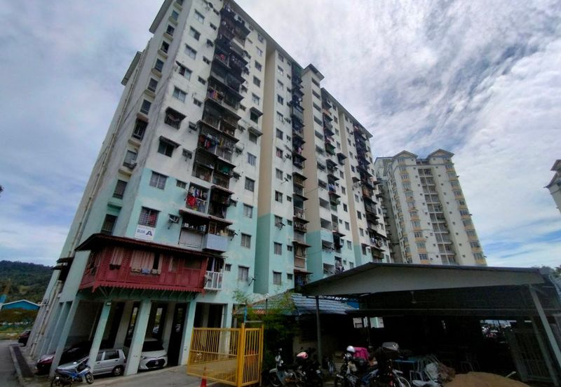 Pangsapuri Kenanga Sari