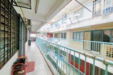 Pangsapuri Kenanga Sari