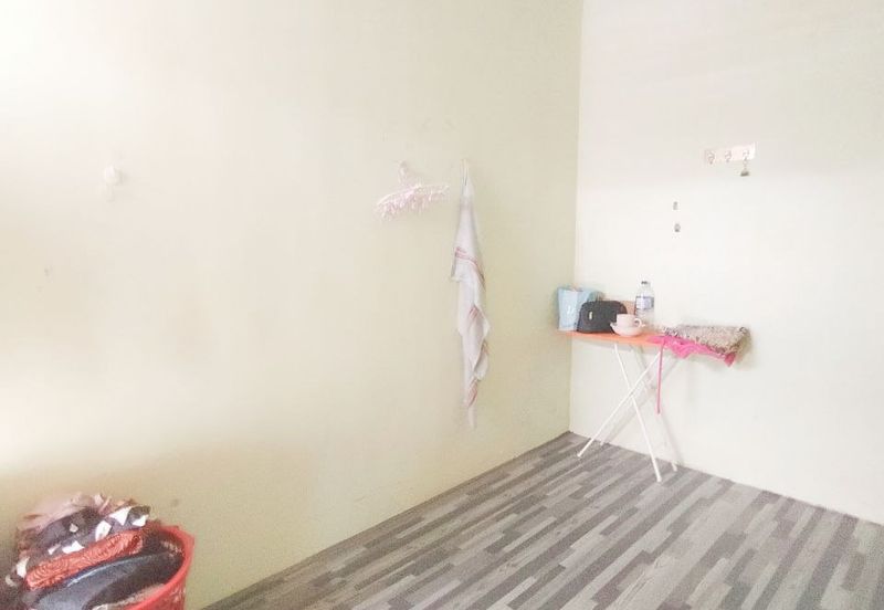 Pangsapuri Kenanga Sari