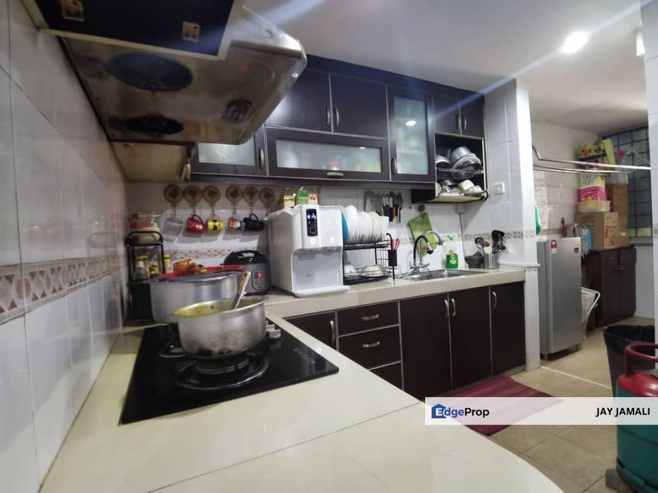 FACING POOL|BIG CONDO|VILLA LAGENDA TMN DESA BAKTI, Kuala Lumpur, Selayang